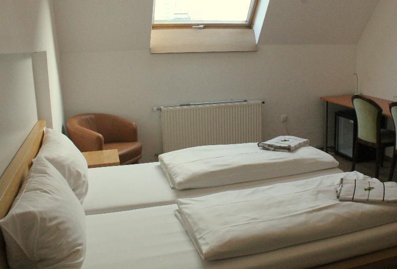 Weidenhof 3*